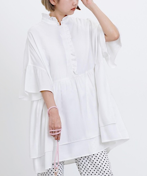 MILKFED.(ミルクフェド)の「RUFFLE SLEEVE TUNIC(シャツ/ブラウス・レディース・ホワイト/ブラック/ベージュ/ライトパープル・ONE SIZE)」の1枚目の写真