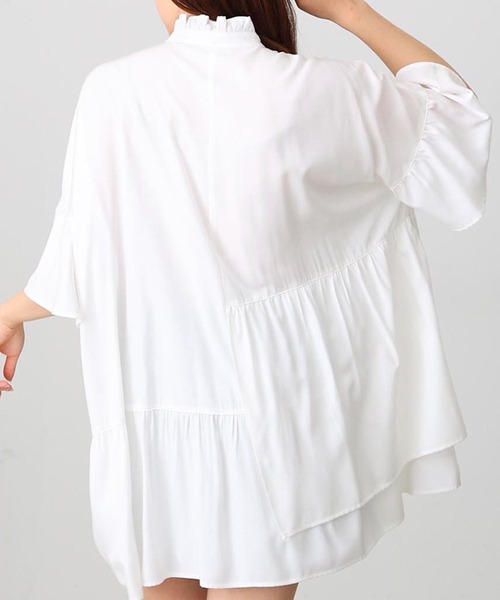MILKFED.(ミルクフェド)の「RUFFLE SLEEVE TUNIC(シャツ/ブラウス・レディース・ホワイト/ブラック/ベージュ/ライトパープル・ONE SIZE)」の8枚目の写真