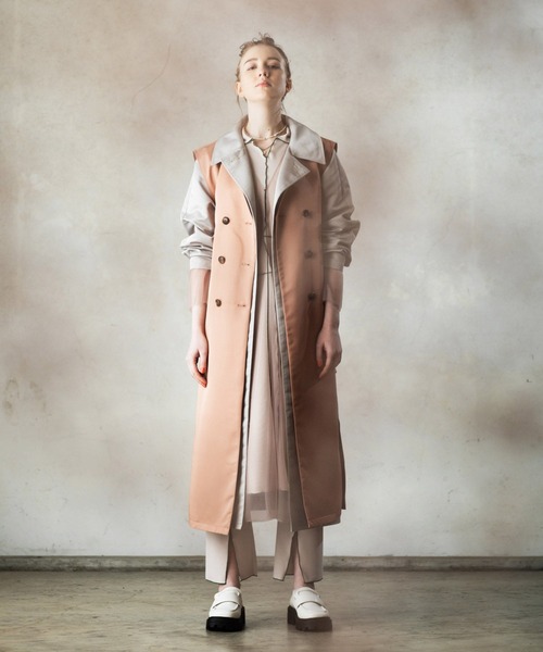 AS KNOW AS PINKY（アズノゥアズピンキー）の「ぎゅっと重ねてロングジレ（その他アウター・レディース・ピンク/ブルーグレー/ライトベージュ/イエロー・FREE）」の4枚目の写真