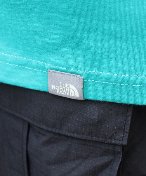 THE NORTH FACE(ザノースフェイス)の「【THE NORTH FACE】ノースフェイス Short Sleeve Box logo Tee ボックスロゴTシャツ NF0A2TX2(Tシャツ/カットソー・メンズ・ホワイト/ブラック/ブラック系その他/ベージュ/グリーン/ブルー/ライトグリーン/グレイッシュベージュ・S/M/L/XL)」の16枚目の写真