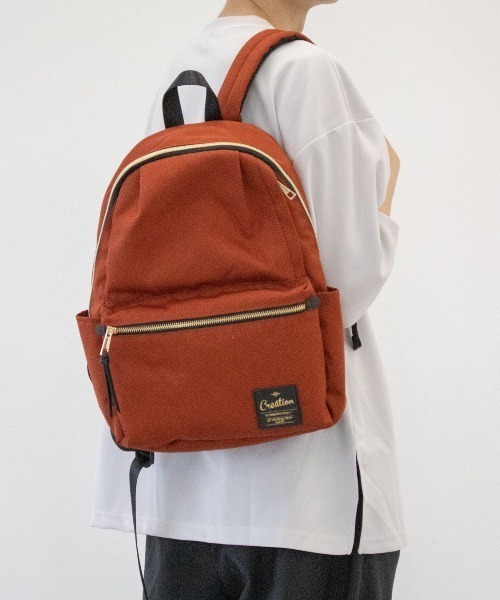 koe(コエ)の「10ポケットデイパック*(バックパック/リュック・レディース・ライトグレー/ブラック/ネイビー/オレンジ・FREE)」の4枚目の写真