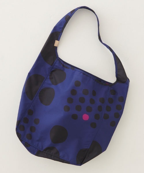392 plusm（サンキューニプリュスエム）の「Shoulder Bag - maru - 731801（ショルダーバッグ・レディース・ネイビー/ブラック/カーキ/レッド/ブラウン/イエロー・ONE SIZE）」の7枚目の写真
