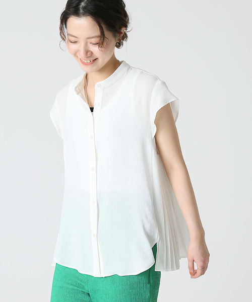 B.C STOCK（ベーセーストック）の「ジョーゼットサイドプリーツブラウス（シャツ/ブラウス・レディース・ホワイト/ベージュ/グレー・FREE）」の2枚目の写真