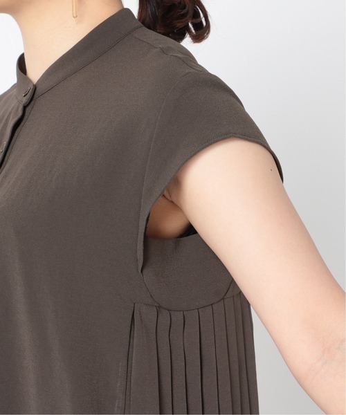 B.C STOCK（ベーセーストック）の「ジョーゼットサイドプリーツブラウス（シャツ/ブラウス・レディース・ホワイト/ベージュ/グレー・FREE）」の6枚目の写真