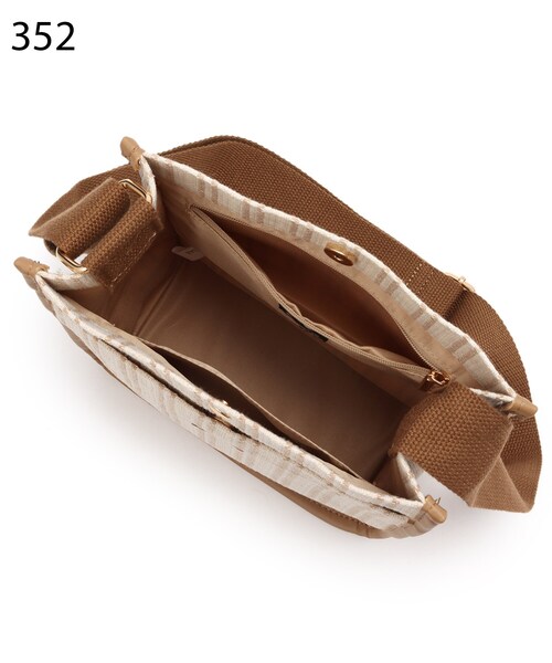 DRESKIP（ドレスキップ）の「◆【Lee別注】ストライプスクエアショルダーバッグ（ショルダーバッグ・レディース・ブラック系2/イエロー系2/ベージュ系2・00）」の4枚目の写真