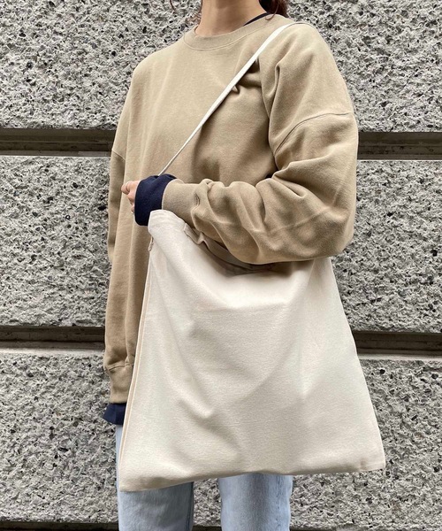TRUSS(トラス)の「TRUSS / キャンバス ショルダーバッグ / SHB-027(ショルダーバッグ・レディース・ブラック/ナチュラル/ネイビー・ONESIZE)」の2枚目の写真