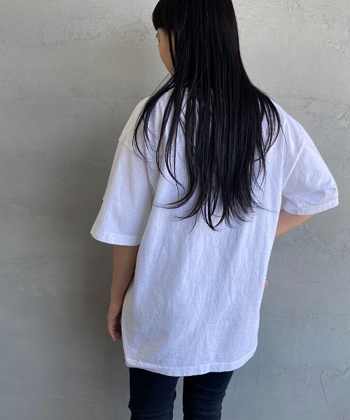 Champion（チャンピオン）の「[Champion/チャンピオン] T1011 ショートスリーブポケットTシャツ（Tシャツ/カットソー・レディース・ホワイト/ブラック・M/L/XL）」の4枚目の写真