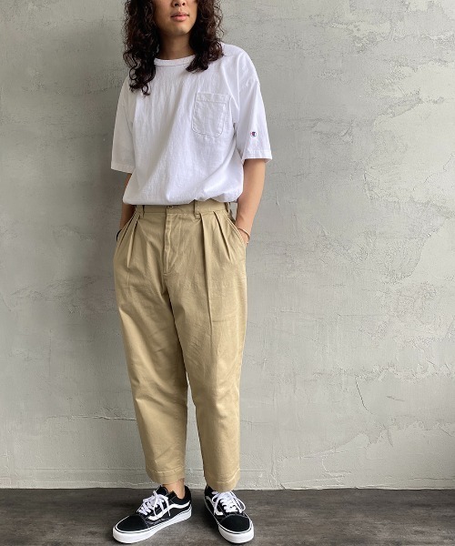 Champion（チャンピオン）の「[Champion/チャンピオン] T1011 ショートスリーブポケットTシャツ（Tシャツ/カットソー・レディース・ホワイト/ブラック・M/L/XL）」の3枚目の写真