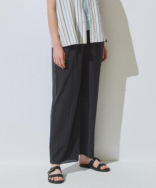 TOMORROWLAND （トゥモローランド）の「インドコットン ギャザーワイドパンツ（その他パンツ・レディース・チャコールグレー/バイオレット・36/32）」の2枚目の写真