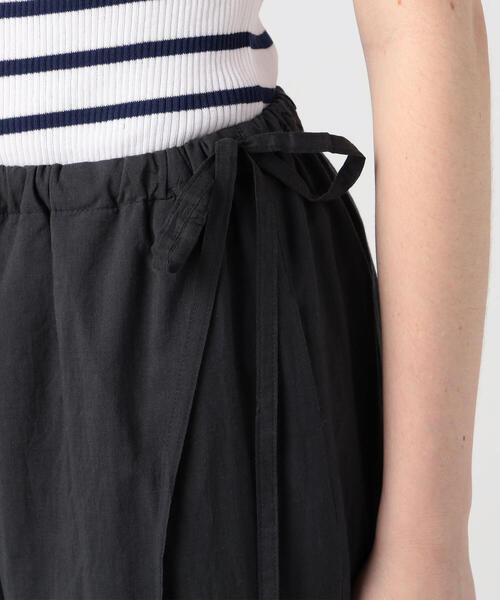 TOMORROWLAND （トゥモローランド）の「インドコットン ギャザーワイドパンツ（その他パンツ・レディース・チャコールグレー/バイオレット・36/32）」の8枚目の写真