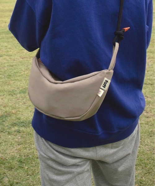 faff（ファフ）の「【faff 】チャビィバッグ / Chubby bag（ショルダーバッグ・レディース・ブラック/ライトホワイト/ダークベージュ・FREE）」の3枚目の写真