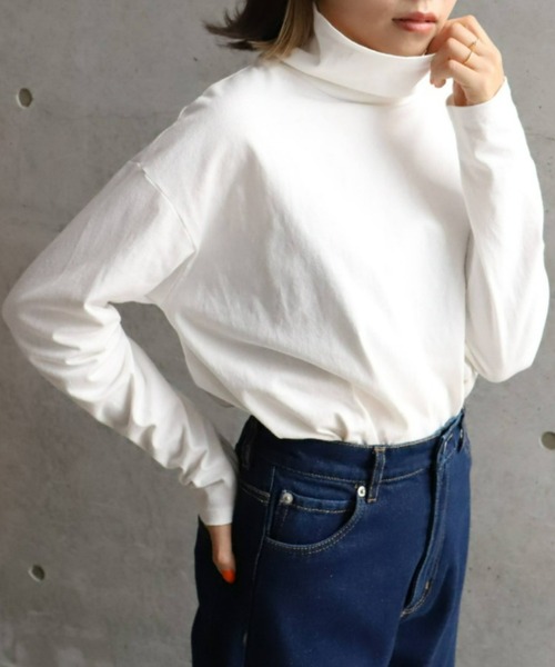 moment+（モーメントプラス）の「綿100％無地＆ボーダー ハイネックロングスリーブTシャツ（Tシャツ/カットソー・レディース・ブラック/オフホワイト/ピンク/グリーン/ブラック系その他・M）」の7枚目の写真