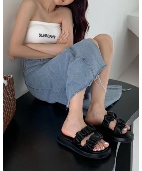 Ritzy（リッツィー）の「ギャザーシャーリングサンダル（サンダル・レディース・ホワイト/ブラック/グリーン・23/24/22.5/23.5）」の16枚目の写真