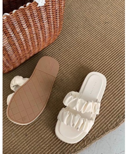 Ritzy（リッツィー）の「ギャザーシャーリングサンダル（サンダル・レディース・ホワイト/ブラック/グリーン・23/24/22.5/23.5）」の21枚目の写真