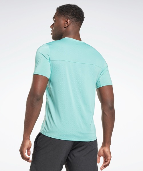 Reebok(リーボック)の「アクティブチル アスリート Tシャツ / Activchill Athlete T-Shirt(Tシャツ/カットソー・メンズ・ブラック/グレー/ターコイズブルー/ブルー・XX-LARGE/XXX-LARGE/X-SMALL/LARGE/X-LARGE/MEDIUM/SMALL/J/S/J/XO/J/L/J/M/J/O)」の12枚目の写真