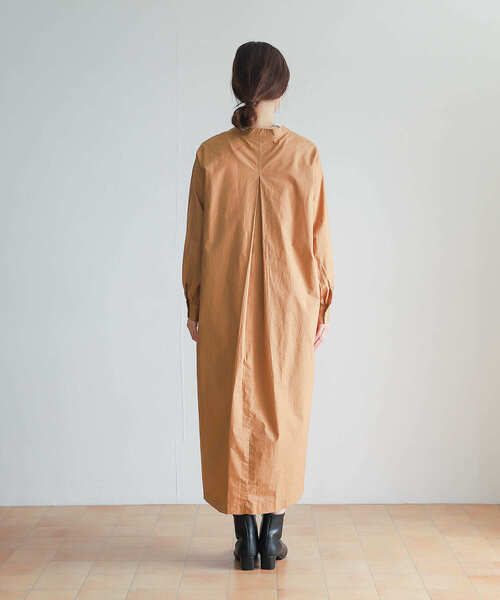 URBAN RESEARCH DOORS（アーバンリサーチドアーズ）の「コットンスキッパーワンピース（ワンピース・レディース・チャコールグレー/ベージュ系その他・MEDIUM）」の6枚目の写真