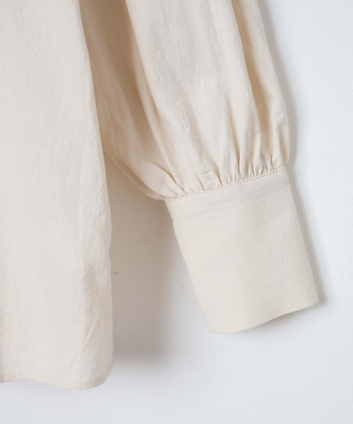 DuKKah(デュカ)の「Dukkah/フリルレースアップチュニックワンピース(ワンピース・レディース・ブラック/ナチュラル・X-SMALL)」の16枚目の写真