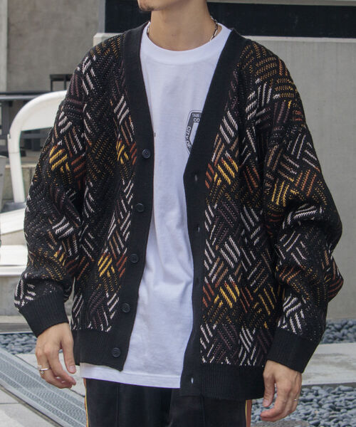 GLOSTER(グロスター)の「【GLOSTER/グロスター】幾何学柄 Vネック ジオメトリック柄 カーディガン(カーディガン/ボレロ・メンズ・ホワイト系その他/ブラック系その他・S/M/L)」の11枚目の写真