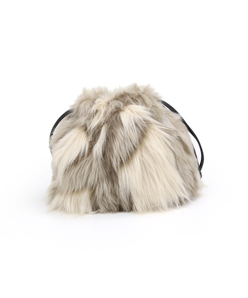 MIAN （ミアン）の「ミックスファー巾着ショルダーバッグ（ショルダーバッグ・レディース・ブラック/グレー/ブルー/ブラウン/ベージュ/カーキ・FREE）」の8枚目の写真