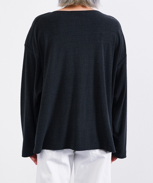 UNFIL（アンフィル）の「unfil アンフィル / raw silk plain-jersey long sleeve Tee ローシルク プレーンジャージー ロングスリーブカットソー バスクTシャツ / WHSP-UU010（Tシャツ/カットソー・レディース・ブラック/ナチュラル・1/4/3）」の7枚目の写真