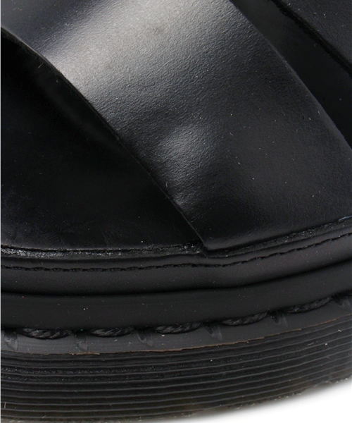 Dr. Martens（ドクターマーチン）の「◆Dr.Martensチャンキーストラップサンダル/◆Dr.M CHUNKY ST SNDL（サンダル・レディース・ホワイト/ブラック・4/5）」の4枚目の写真