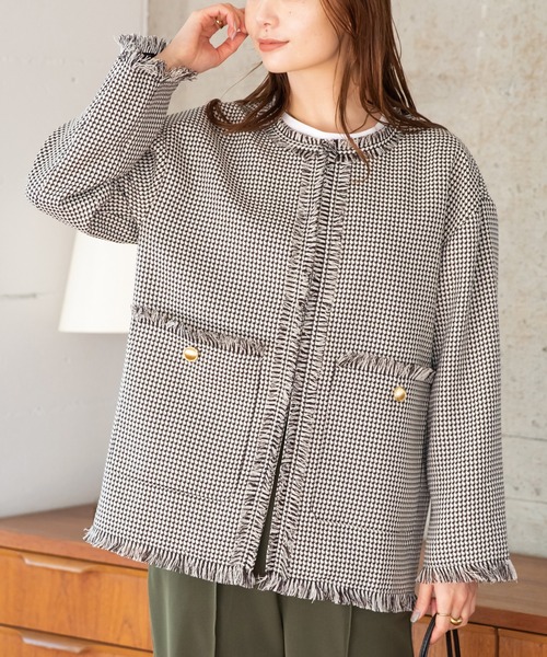 LAVEANGE（ラビアンジェ）の「ツイードジャケット[セットアップ対応]（ノーカラージャケット・レディース・オフホワイト/ブラック・M/L/LL/3L/4L）」の11枚目の写真