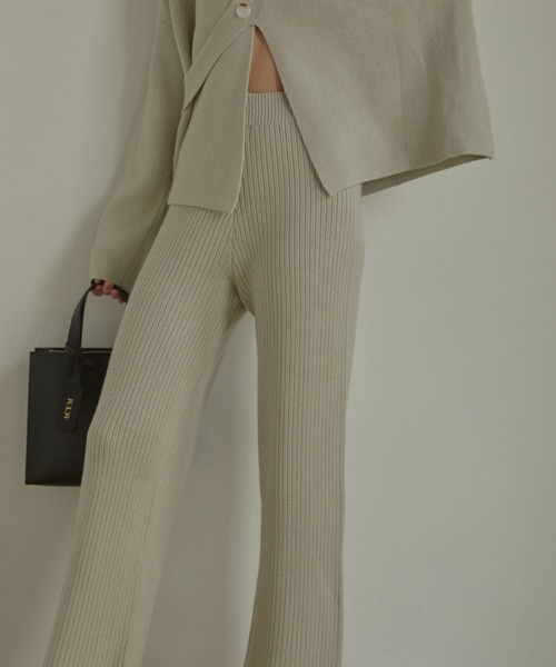 ACYM（アシーム）の「Asymmetric button knit SETUP（サロペット/オーバーオール・レディース・ブラック/ホワイト・FREE）」の7枚目の写真