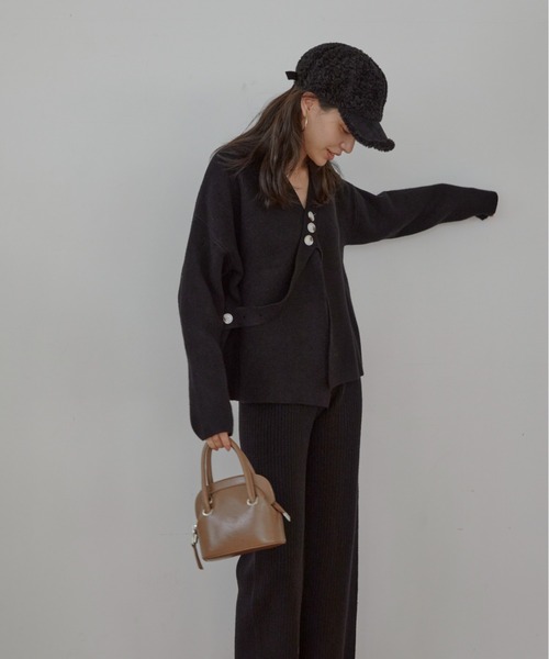 ACYM（アシーム）の「Asymmetric button knit SETUP（サロペット/オーバーオール・レディース・ブラック/ホワイト・FREE）」の19枚目の写真