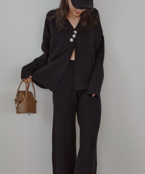 ACYM（アシーム）の「Asymmetric button knit SETUP（サロペット/オーバーオール・レディース・ブラック/ホワイト・FREE）」の17枚目の写真