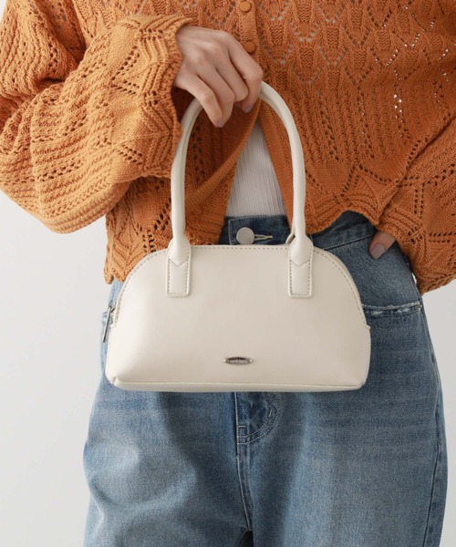 archives（アルシーヴ）の「ラウンドミニボストン（ボストンバッグ・レディース・アイボリー/ブラック/グレイッシュベージュ・FREE）」の2枚目の写真