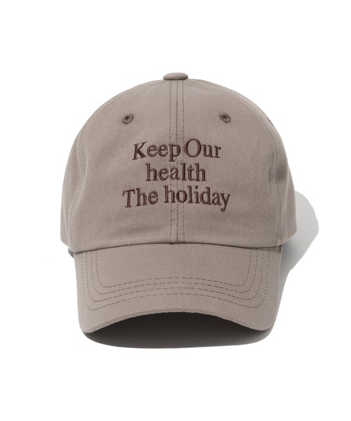 Millo Archive（ミロ アーカイブ）の「【millo 】ホリデーシグネチャーボールキャップ / Holiday signature ball cap（キャップ・レディース・レッド/バーガンディー/レンガ/グリーン/モスグリーン/カーキブラウン/インディゴブルー/ミント/ブラック×グレー/モカ/ラベンダー/ダークブルー/ネイビー/ライトパープル/チャコール/ベージュ/ライトピンク/スモークピンク/ブルーグレー/チョコ/ライトブルー/スカイブルー/カーキ/ブラック/クリーム/グレー/ブルー/ダークパープル/ワインレッド/ライム/ライトグリーン/コーラルピンク/ダークインディゴブルー/オレンジ/エメラルド/レモンイエロー/ブルーグラス/アッシュグレー/パープル/ブラックミックス/ライトホワイト/カリビアンブルー/ホワイト×ブラック/サファリグリーン/ホワイト×ネイビー・FREE）」の13枚目の写真