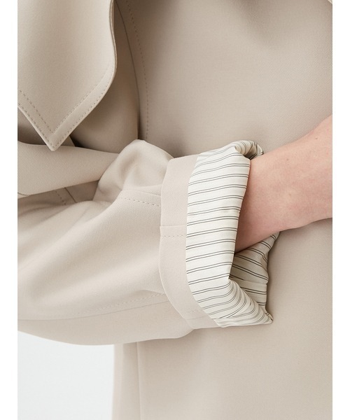 MIESROHE（ミースロエ）の「ビックカラーショートトレンチコート