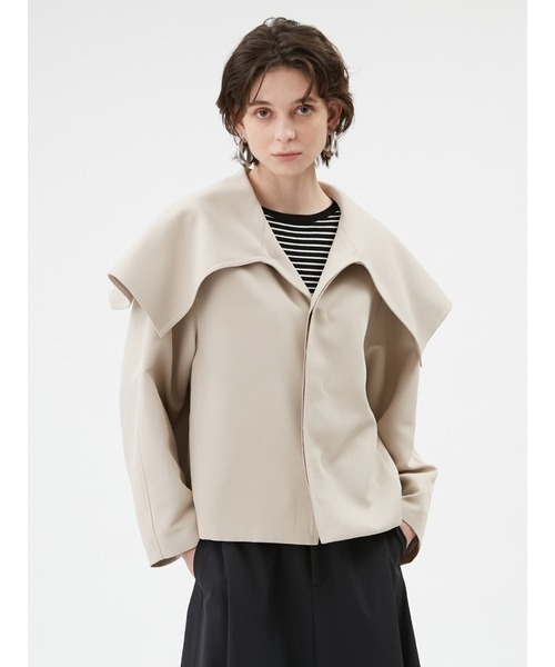 MIESROHE（ミースロエ）の「ビックカラーショートトレンチコート