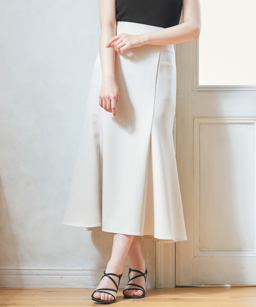 INGNI（イング）の「BACKレースUPマーメイドスカート（スカート・レディース・ブラック/ピンク/その他3/ライトベージュ/ホワイト系6/ミント/ボルドー/ブラウン・FREE）」の4枚目の写真