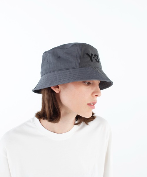 【カジュアルコーデを格上げ☆】Y-3 ストラップハット Y-3(Y-3)｜Y-3のハットを使ったコーディネート - WEAR