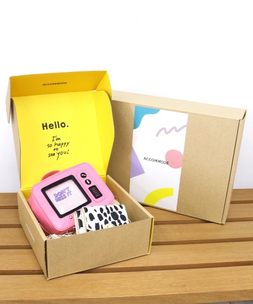 ACCOMMODE(アコモデ)の「ACCOMMODEオリジナル GIFT BOX S(ラッピングキット・レディース・イエロー・S)」の2枚目の写真