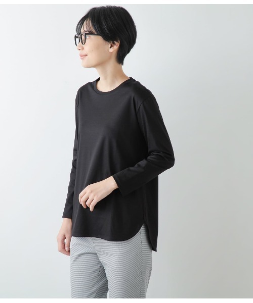 NEWYORKER(ニューヨーカー)の「ライトスムース ラウンドヘムカットソー(Tシャツ/カットソー・レディース・ブラック/ホワイト/ライトグレー・M/L)」の2枚目の写真