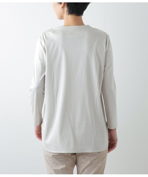 NEWYORKER(ニューヨーカー)の「ライトスムース ラウンドヘムカットソー(Tシャツ/カットソー・レディース・ブラック/ホワイト/ライトグレー・M/L)」の16枚目の写真