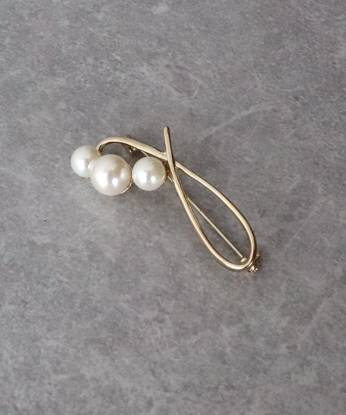 BLUEEAST（ブルーイースト）の「ウェーブパールブローチ（ブローチ/コサージュ・レディース・ゴールド/シルバー・FREE）」の9枚目の写真