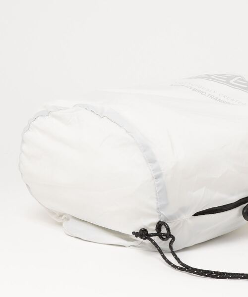 KEEN（キーン）の「KHT RECYCLE DRAWSTRING BAG IN PO / ケーエイチティー リサイクル ドローストリング バッグ イン ポーチ（ショルダーバッグ・メンズ・ホワイト・OS）」の3枚目の写真
