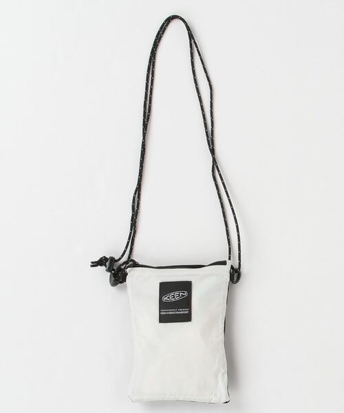 KEEN（キーン）の「KHT RECYCLE DRAWSTRING BAG IN PO / ケーエイチティー リサイクル ドローストリング バッグ イン ポーチ（ショルダーバッグ・メンズ・ホワイト・OS）」の2枚目の写真