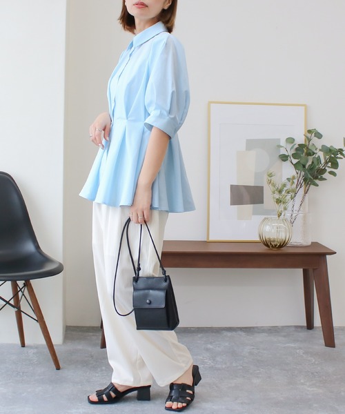 Social GIRL（ソーシャルガール）の「ウエストタックシャツ（シャツ/ブラウス・レディース・ブラック/グレイッシュベージュ/サックスブルー/オフホワイト・M）」の9枚目の写真