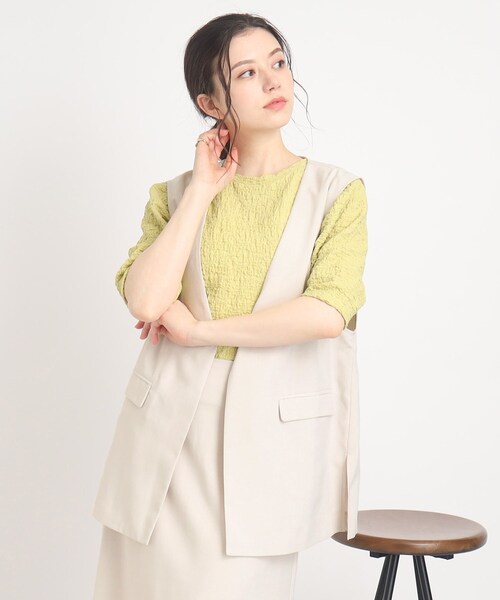 Cutie Blonde（キューティーブロンド）の「◆【セットアップ可】Tシャツに合わせるだけでこなれ感UP 麻調Vネックジレ（ベスト・レディース・ブラック/ナチュラル・00）」の12枚目の写真