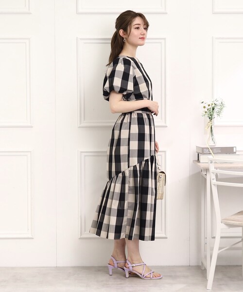 couture brooch（クチュールブローチ）の「◆【セットアップ可能/ぽわん袖でふんわり華奢魅せ】ブロックチェックブラウス（シャツ/ブラウス・レディース・ブラック系1/ネイビー系1・40/38/42）」の8枚目の写真