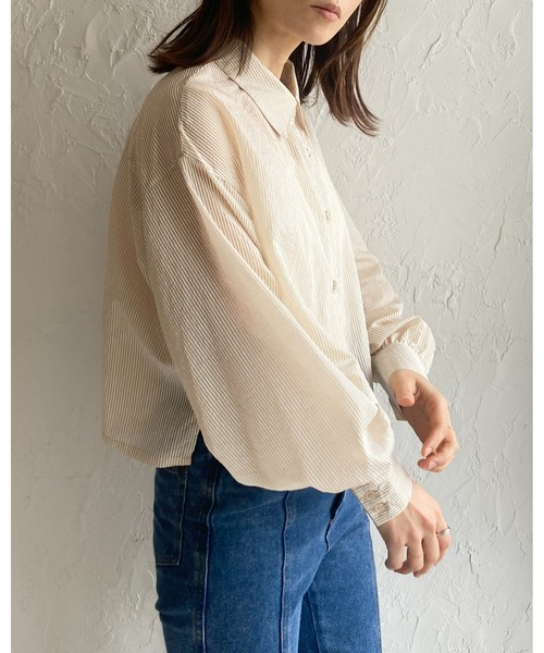 She's Closet(シーズクローゼット)の「ボリュームスリーブショート丈長袖ストライプシアーシャツ(シャツ/ブラウス・レディース・グリーン/ベージュ/パープル/グレー/ブルー/ネイビー/オレンジ/ピンク/イエロー/ホワイト・FREE)」の14枚目の写真