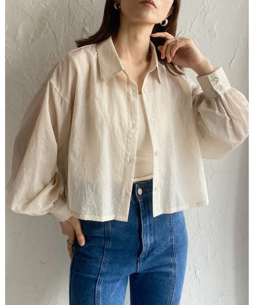 She's Closet(シーズクローゼット)の「ボリュームスリーブショート丈長袖ストライプシアーシャツ(シャツ/ブラウス・レディース・グリーン/ベージュ/パープル/グレー/ブルー/ネイビー/オレンジ/ピンク/イエロー/ホワイト・FREE)」の12枚目の写真