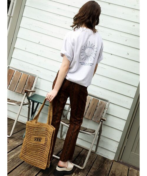 EVRIS（エヴリス）の「ペーパートートBAG（トートバッグ・レディース・ブラック/ベージュ・FREE）」の13枚目の写真