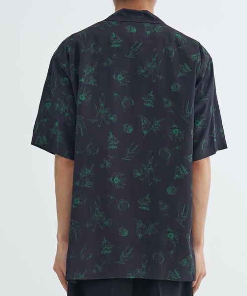 URU(ウル)の「RAYON PRINT SHORT SLEEVE SHIRTS(シャツ/ブラウス・メンズ・ネイビー/ベージュ・1/2)」の15枚目の写真