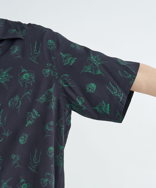 URU(ウル)の「RAYON PRINT SHORT SLEEVE SHIRTS(シャツ/ブラウス・メンズ・ネイビー/ベージュ・1/2)」の17枚目の写真