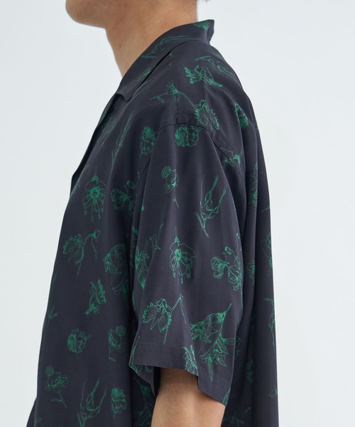 URU(ウル)の「RAYON PRINT SHORT SLEEVE SHIRTS(シャツ/ブラウス・メンズ・ネイビー/ベージュ・1/2)」の18枚目の写真